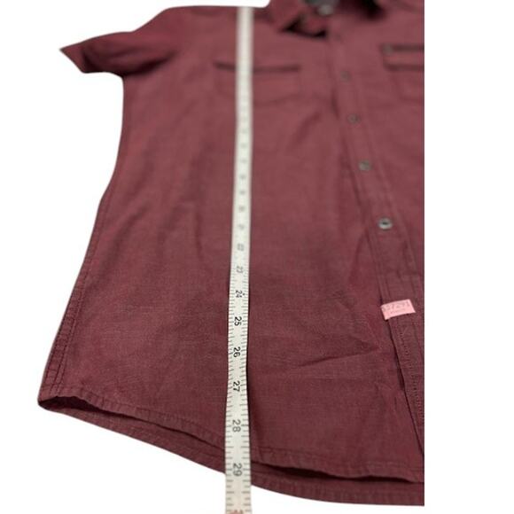 ROCK & REPUBLIC Maroon Button Up Shirt Short Sleeve Cotton Flap Pockets LARGE - Picture 7 of 10